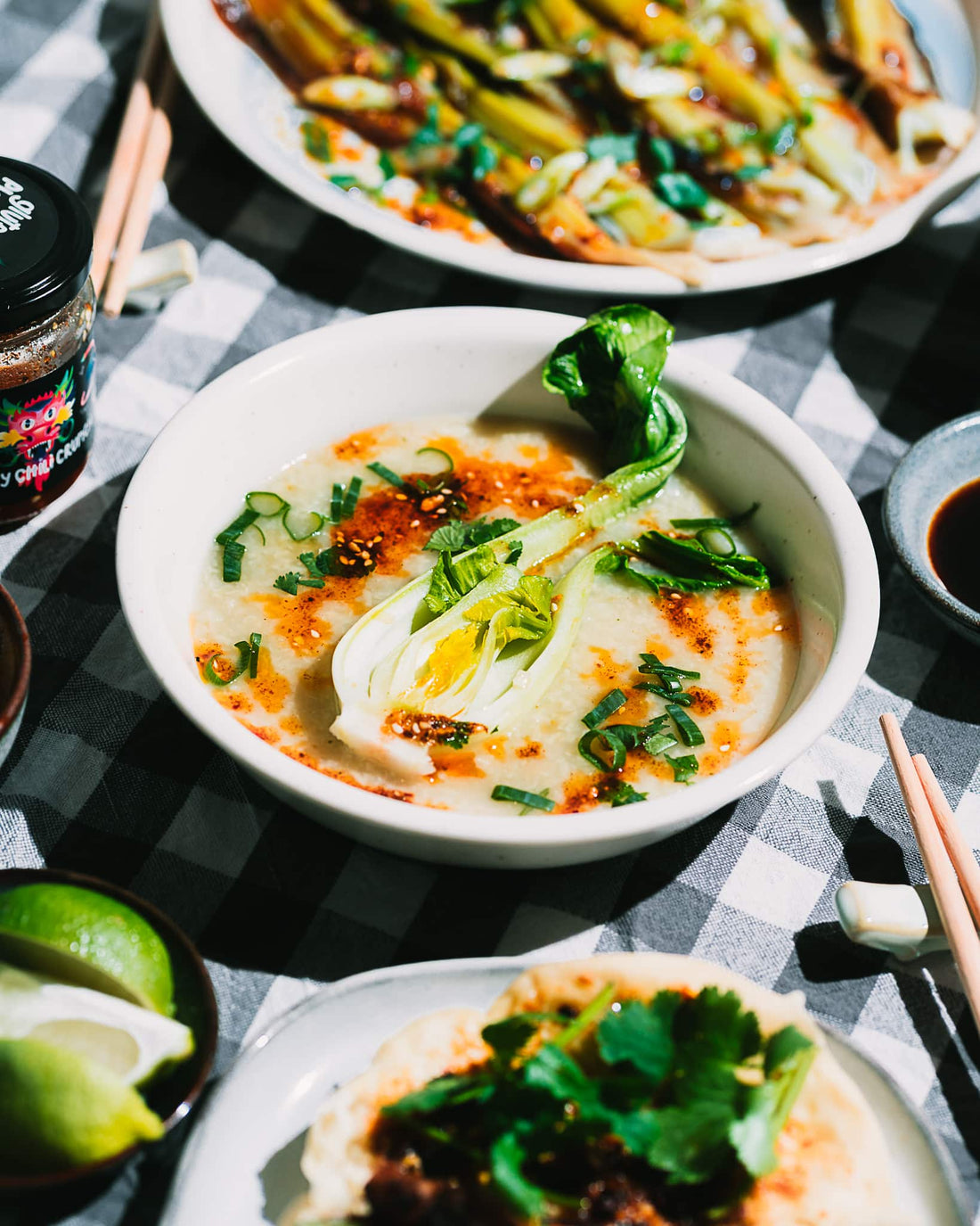 Congee mit Crispy Chili Crunch – das ultimative Winter-Comfort-Food